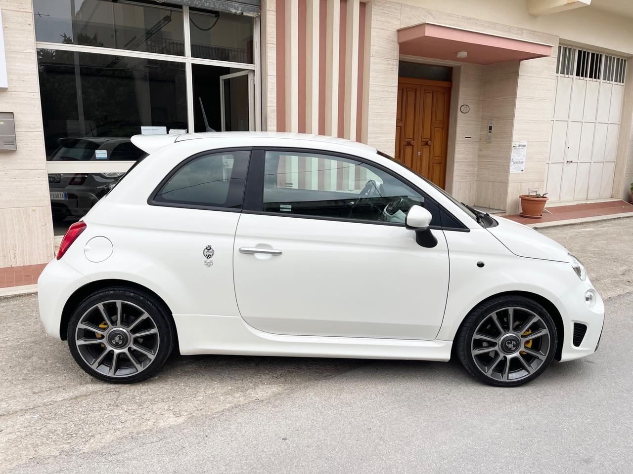 Abarth 595 1.4 Turbo T-Jet 145 CV 70 th anniversary