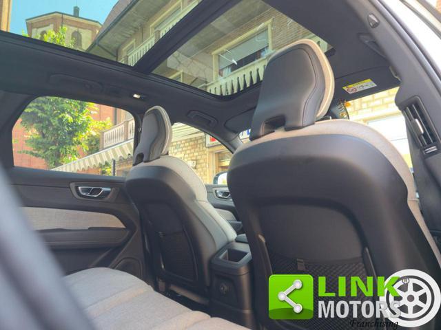 VOLVO XC60 T6 Recharge Plug-in Hybrid AWD Ultimate Dark