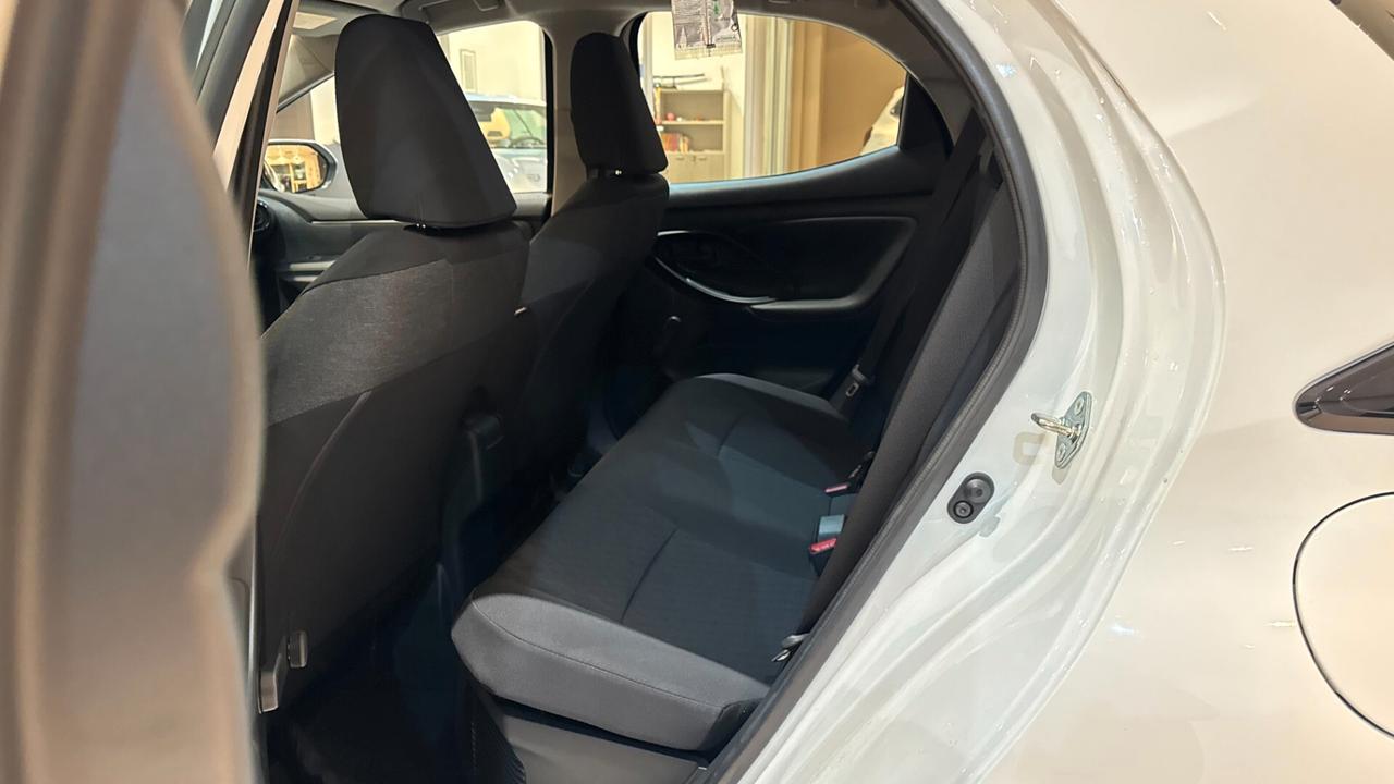 Toyota Yaris 1.5 Hybrid Lounge - 2022