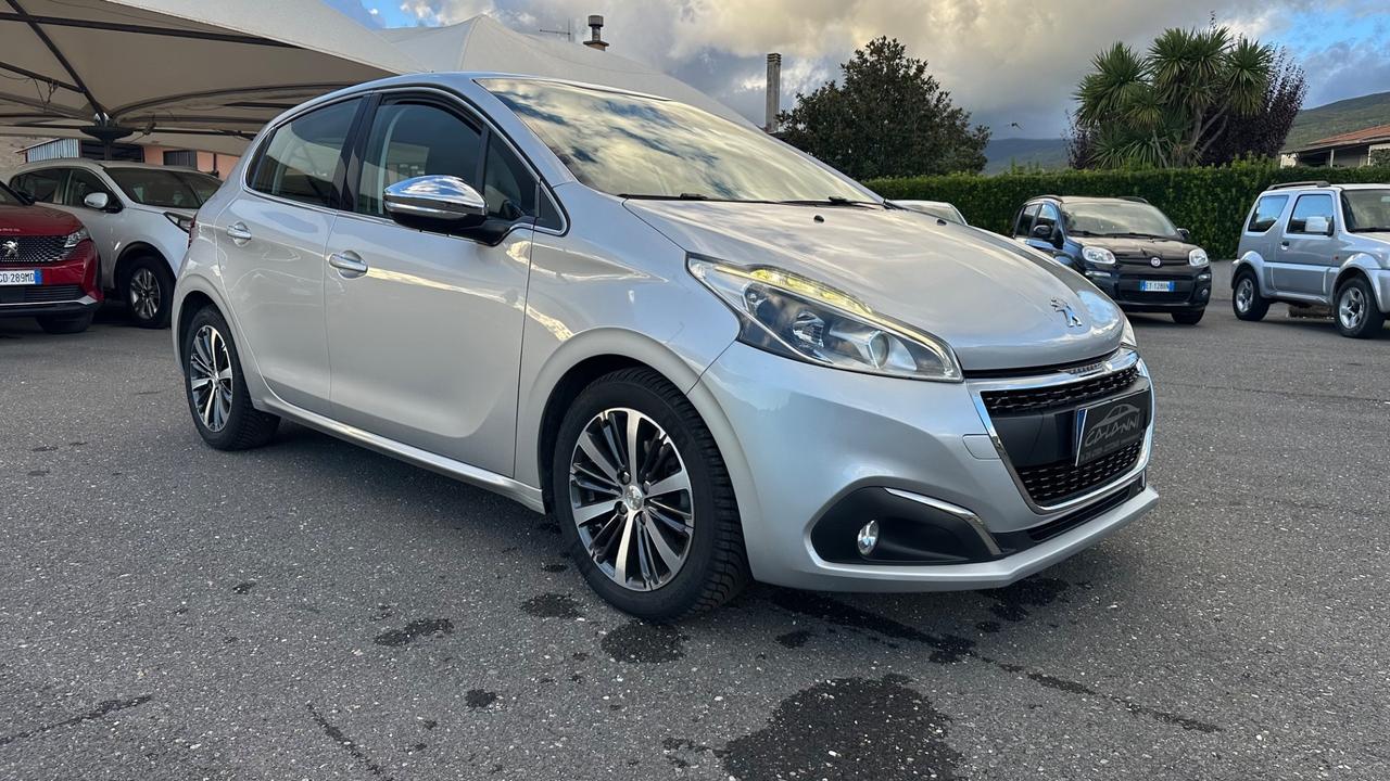 Peugeot 208 BlueHDi 75 5 porte Allure