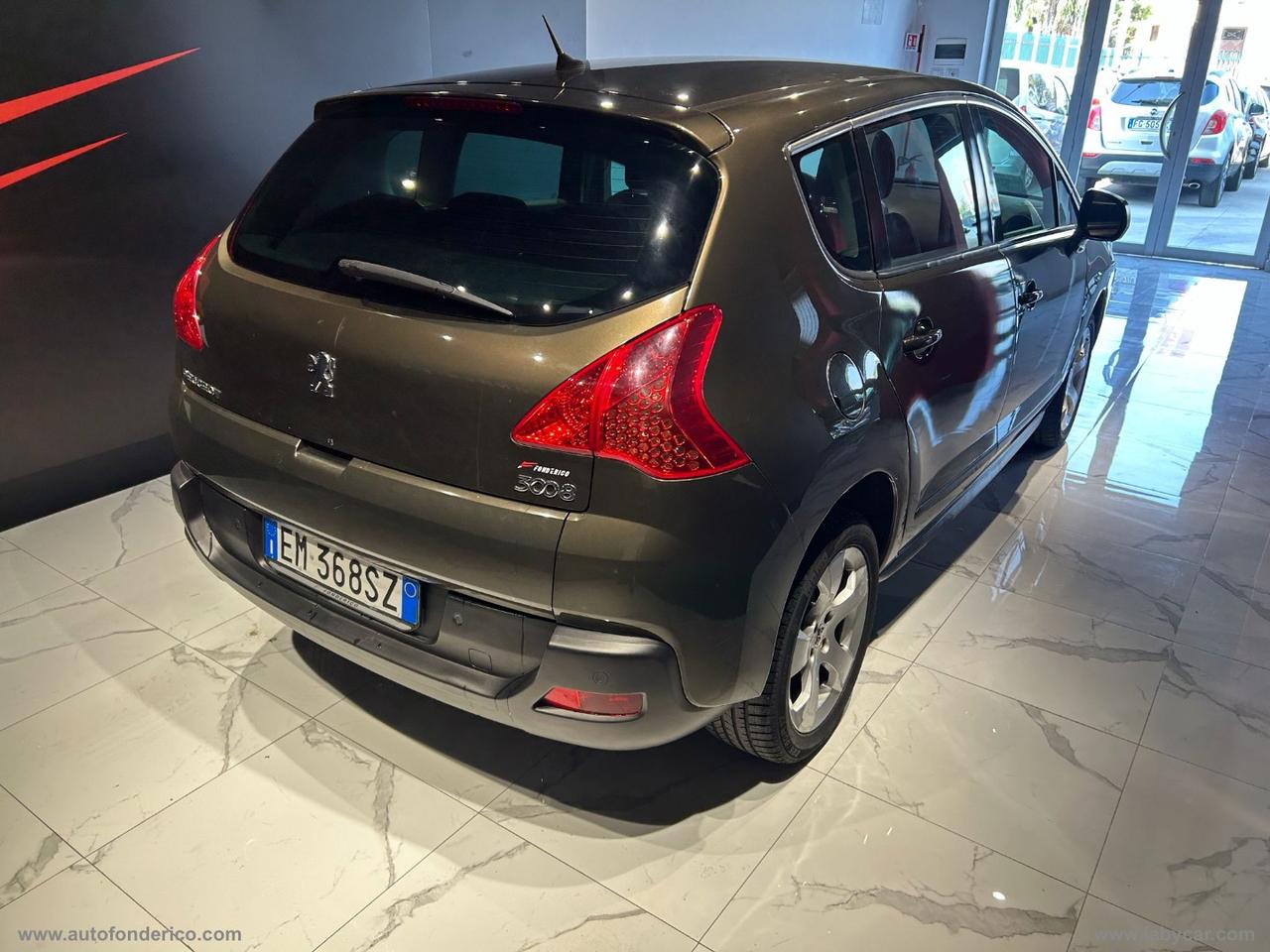 PEUGEOT 3008 1.6 HDi 112 CV Active