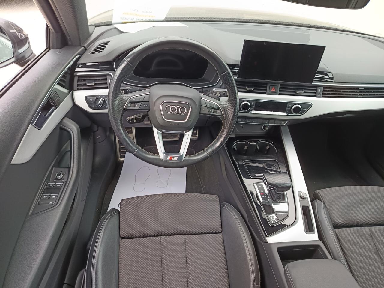 Audi A4 Avant 2.0 TDI S tronic S-Line Tua a 259€/Mese