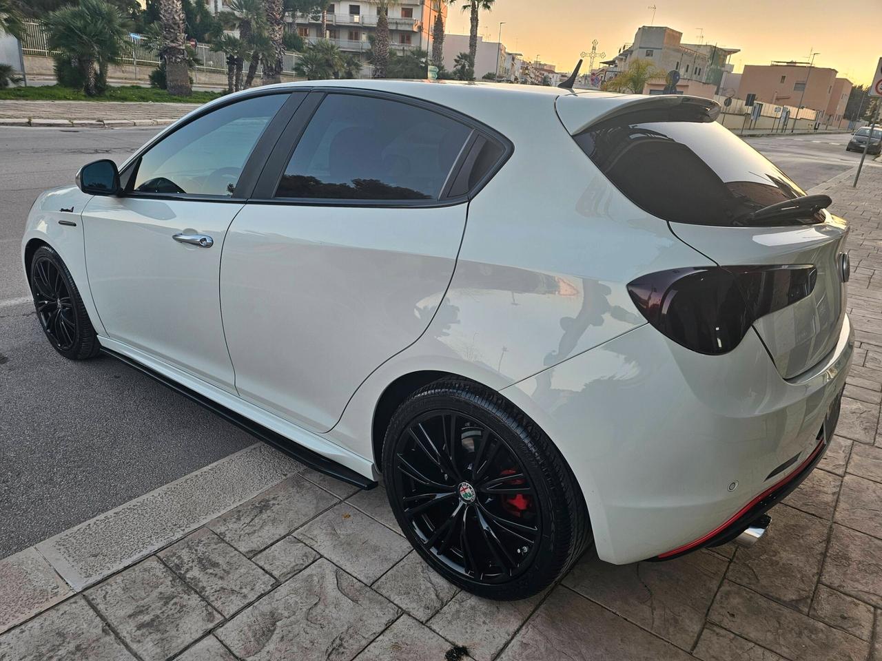 ALFA ROMEO GIULIETTA 1.6 MJT 105CV DISTINCTIVE FULL