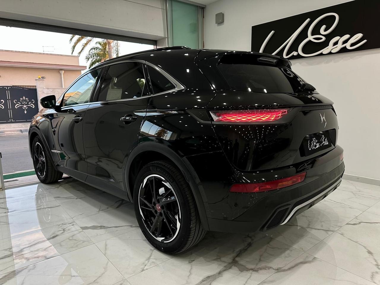 DS Automobiles DS 7 Crossback Performance Line