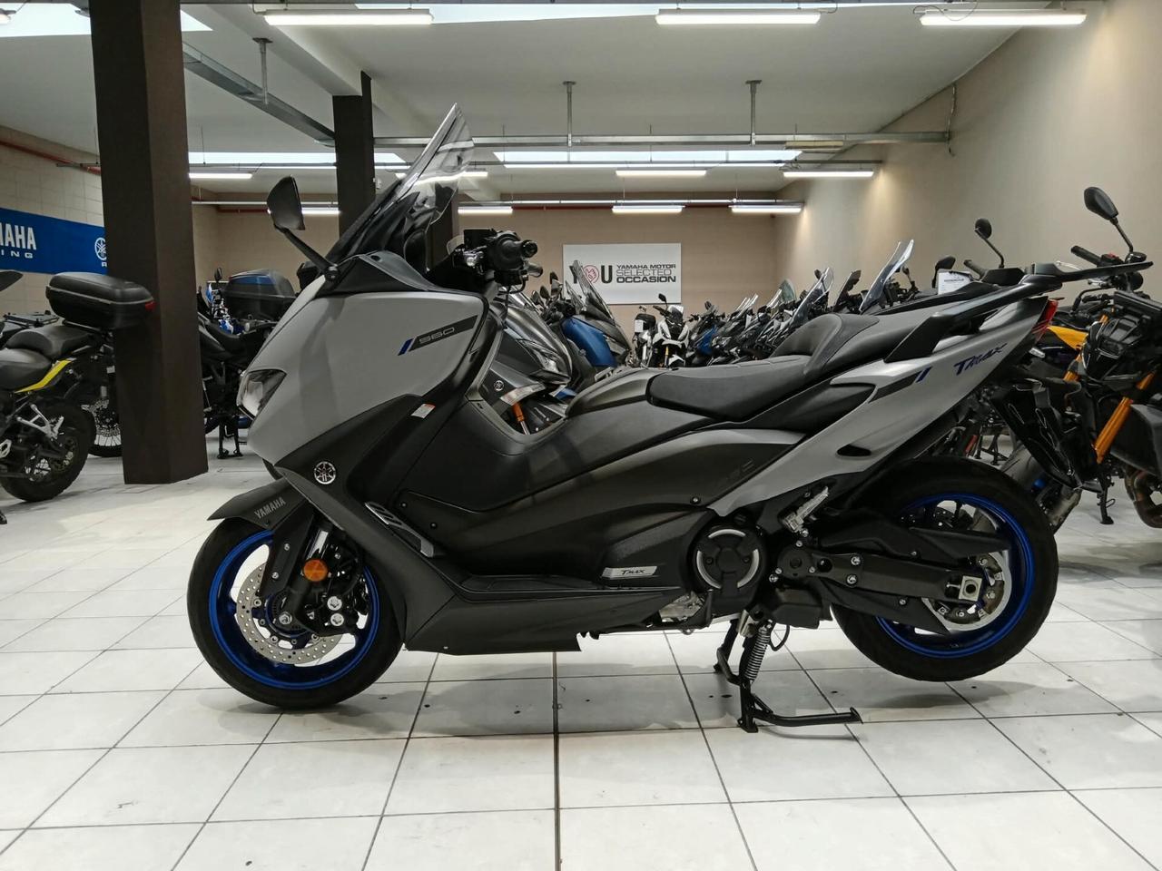 Yamaha TMAX 560 ABS