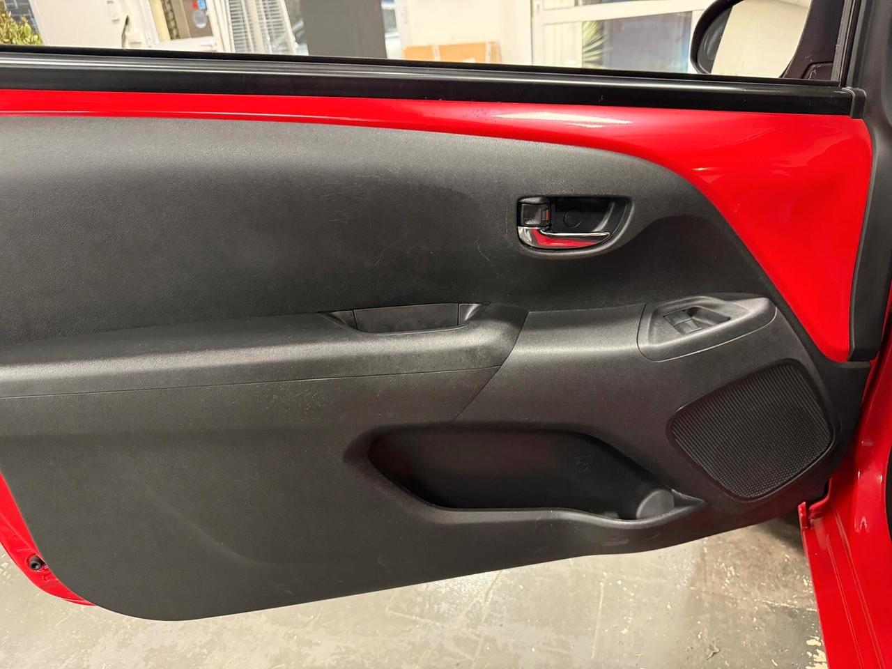 Peugeot 108 PureTech 82 5 porte Allure TOP!