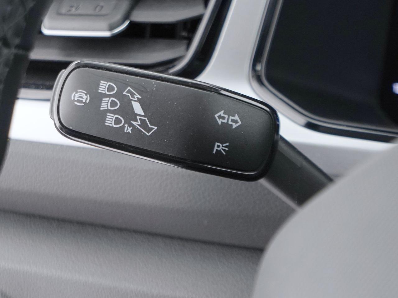 Volkswagen T-Roc 2.0 tdi scr 150cv life dsg