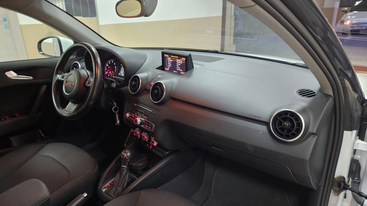 Audi A1 1.0 TFSI ultra S tronic