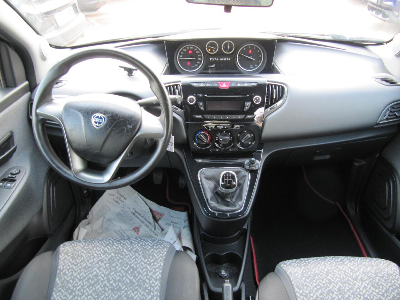 Lancia Ypsilon 0.9 TwinAir 85 CV 5 porte Metano Ecochic Gold