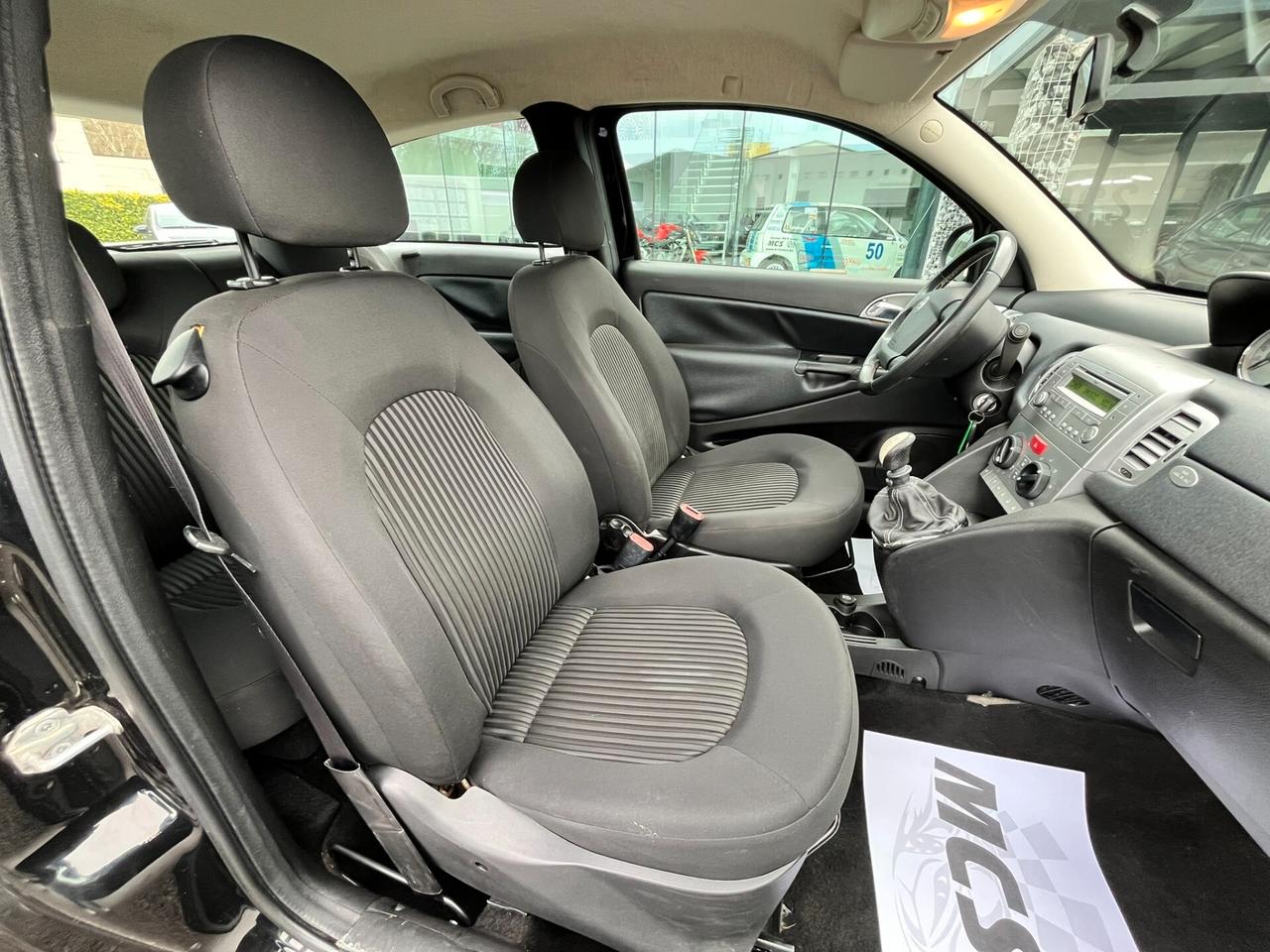 Lancia Ypsilon 1.2 69 CV Platino