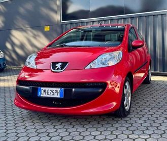 Peugeot 107 1.0 Benzina Neopatentati Unico Proprietario