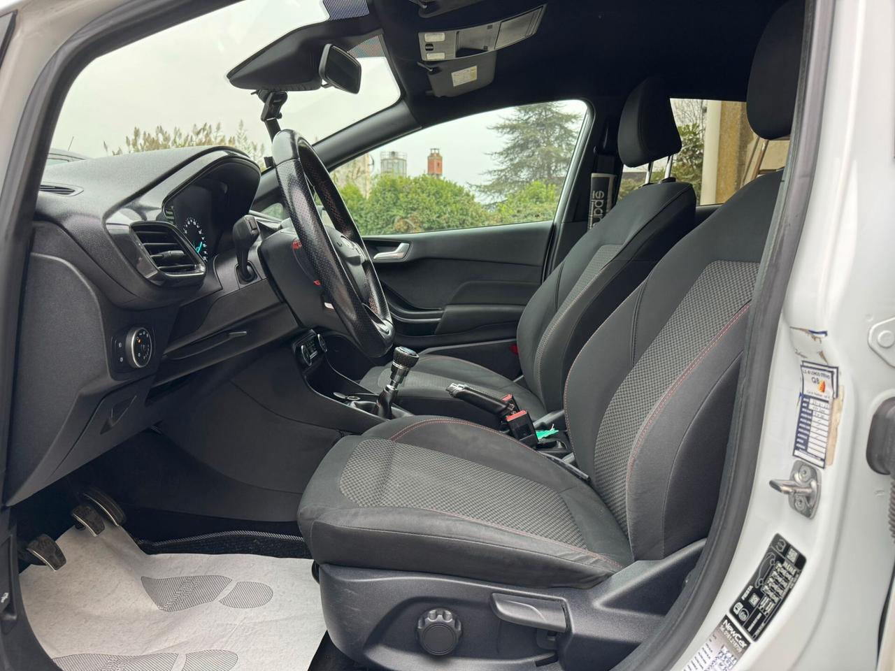 Ford Fiesta 1.5 TDCi 95CV 5 porte ST-Line