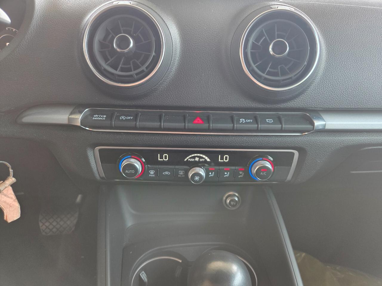 Audi A3 SPB 40 TFSI STRONIC SLINE