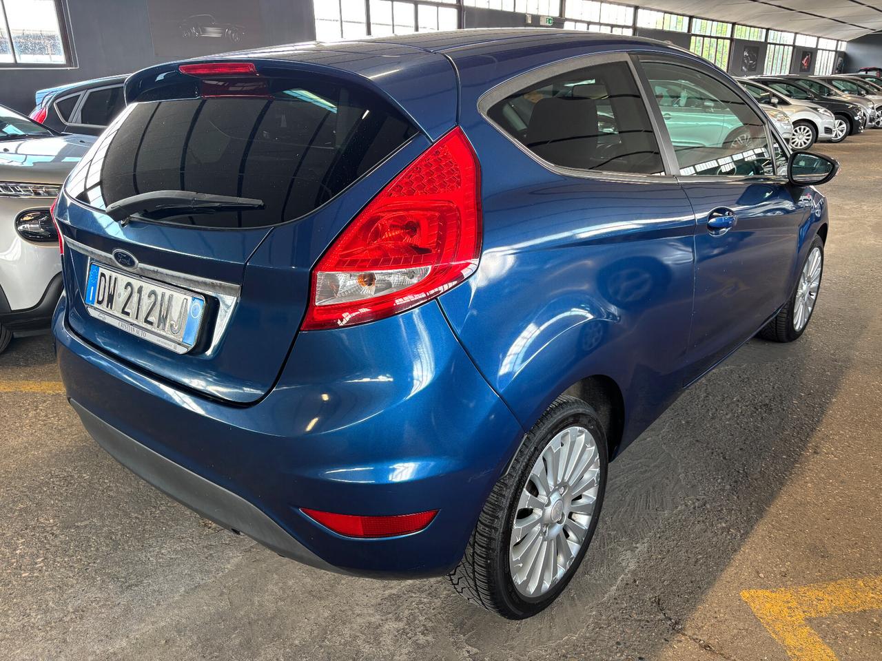 Ford Fiesta 1.2 60KW 82CV 3 porte Titanium NEOPATENTATO