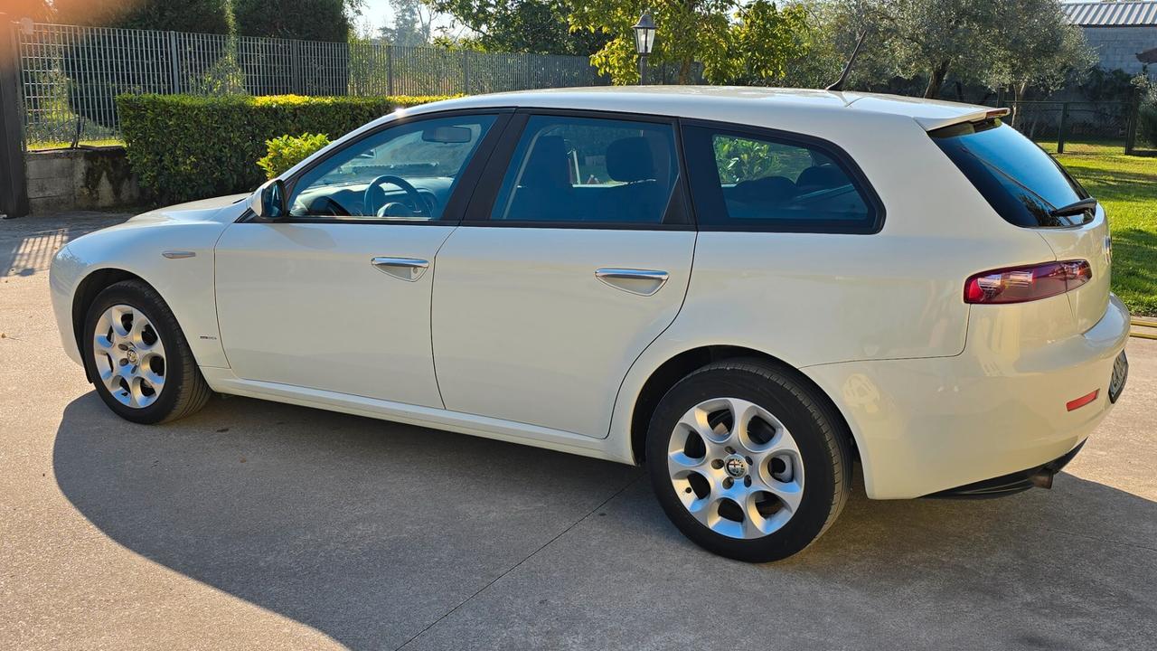 ALFA 159 1.9 JTDM PARI AL NUOVO