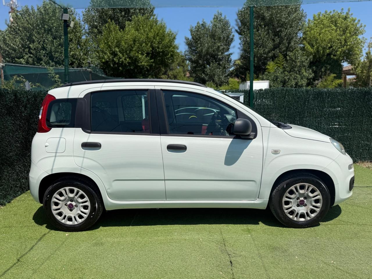 Fiat PANDA 2012 1.2 BENZINA 130000KM NEOPATENTATI