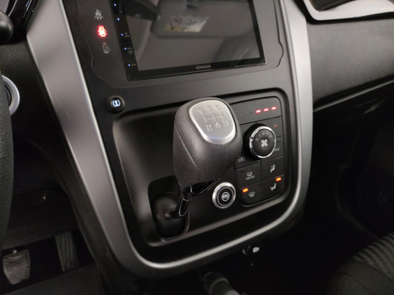 MAHINDRA KUV100 1.2 K8 m-bifuel