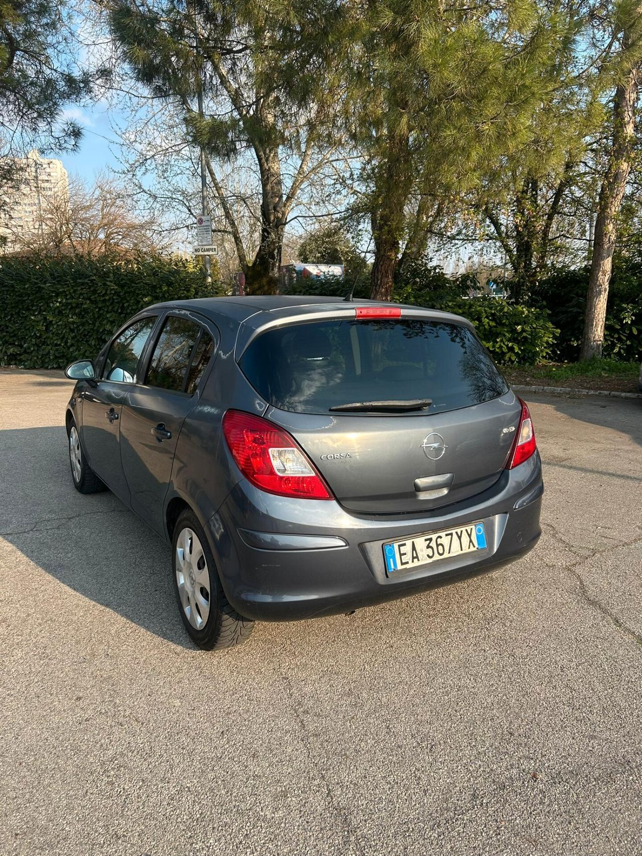 Opel Corsa 1.2 cc benzina GPL full optional anno 2011