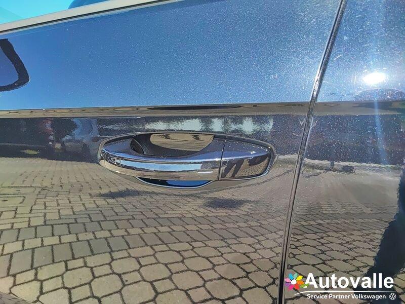 Volkswagen T-Roc 2.0 TDI SCR 150 CV DSG 4MOTION R-Line
