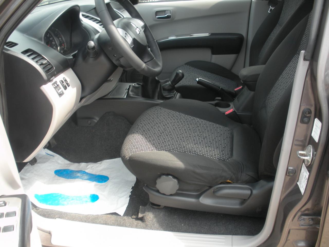 Mitsubishi L200 2.5 DI-D/178CV DC Intense Plus DPF super select