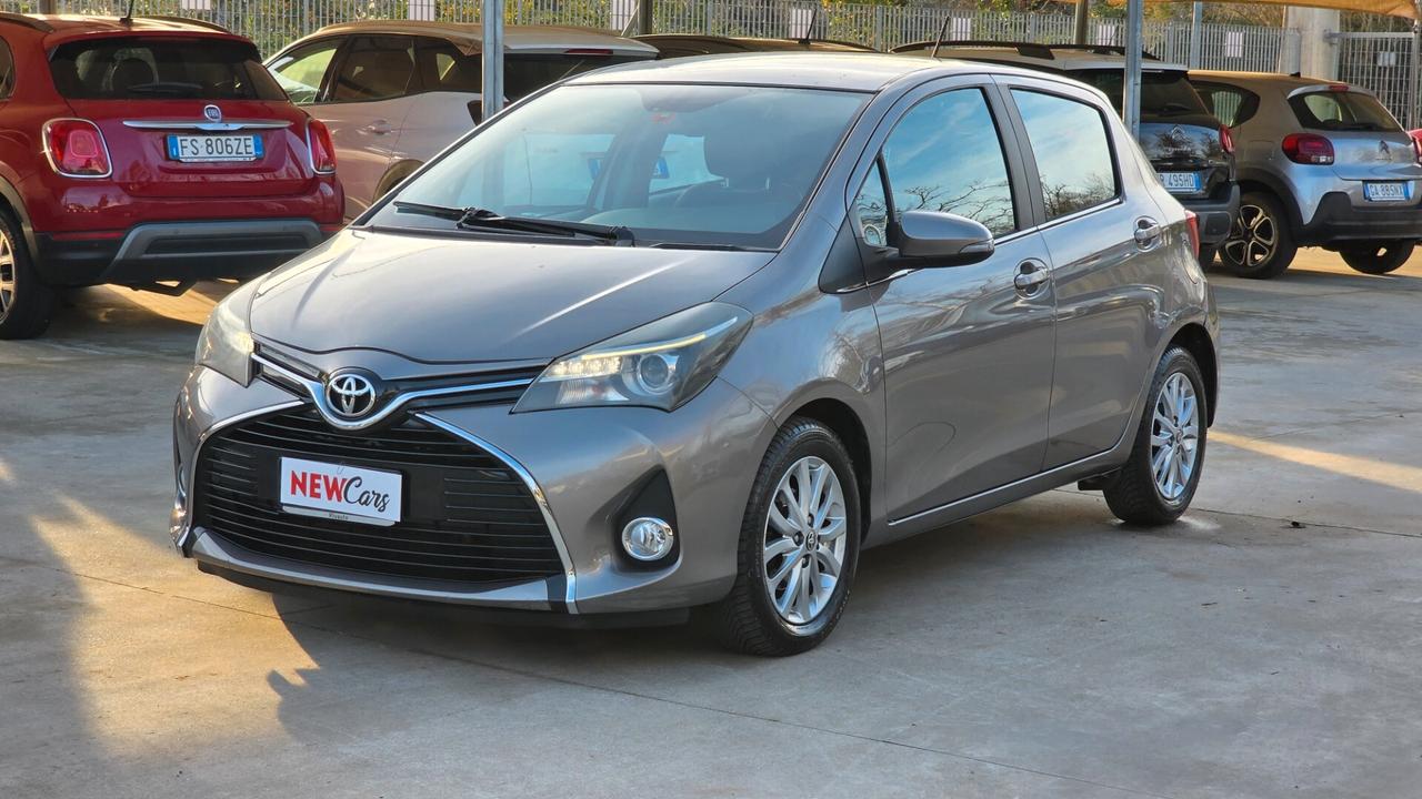Toyota Yaris D-4D LOUNGE