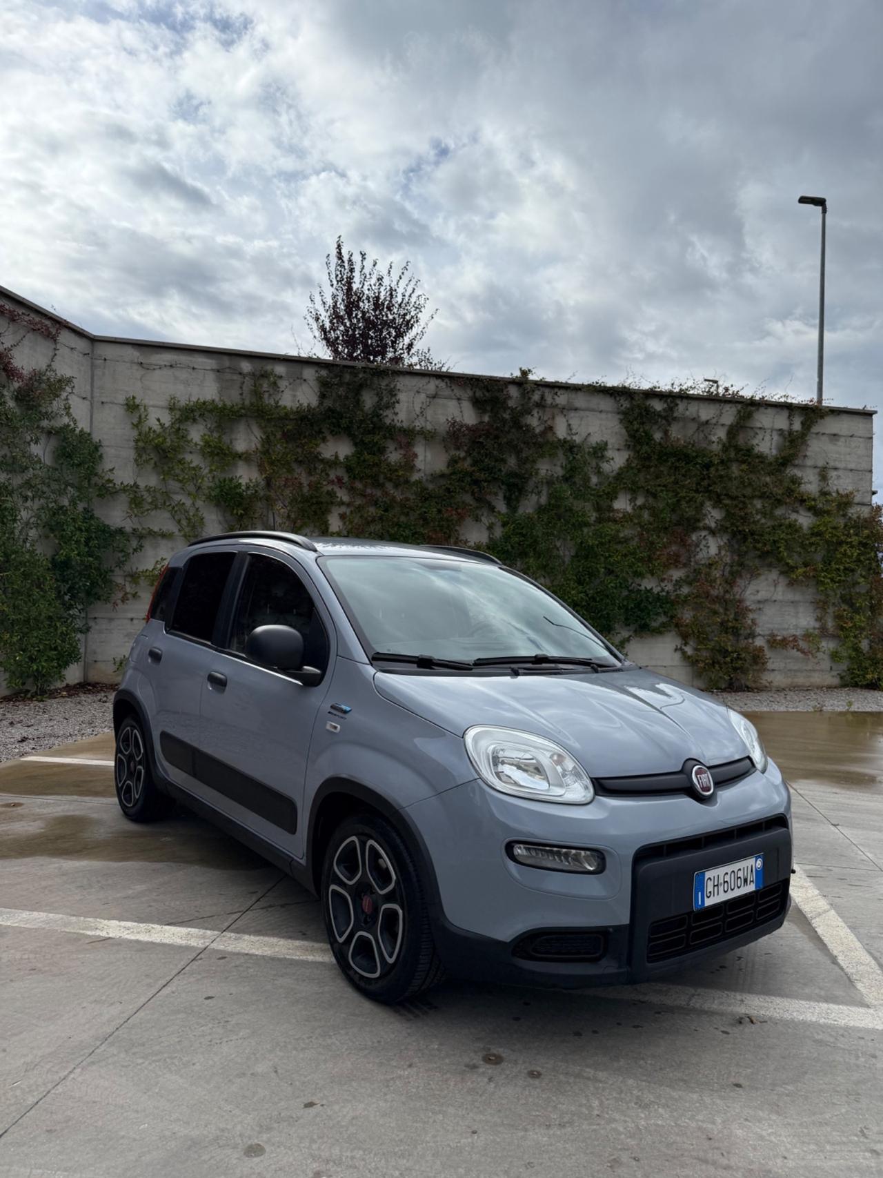 Fiat Panda 1.0 FireFly S&S Hybrid Sport