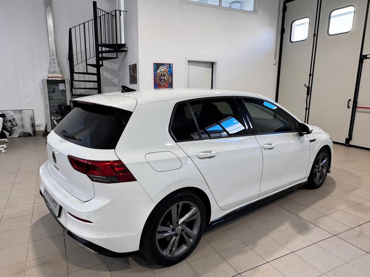 Volkswagen Golf 2.0 TDI 150 CV DSG SCR R-Line