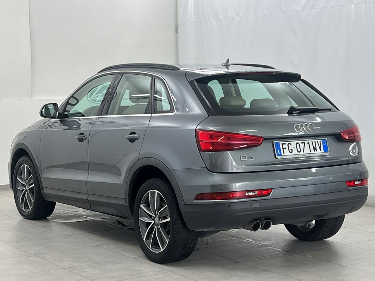 AUDI Q3 I 2015 Q3 2.0 tdi Business 120cv