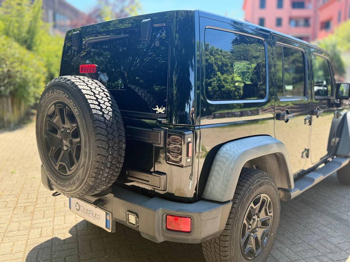 Jeep Wrangler Unlimited 2.8 crd Sahara auto