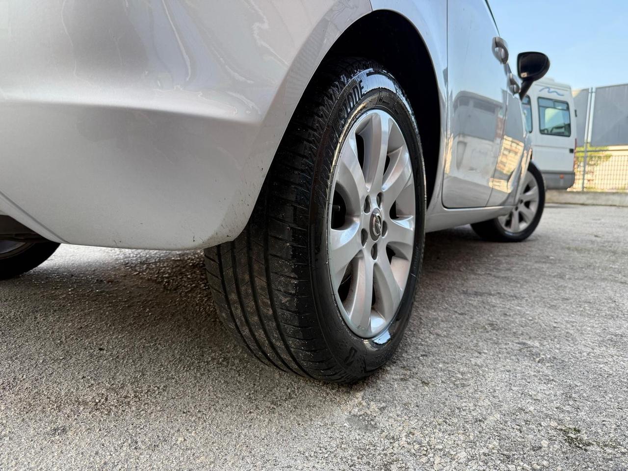 Opel Meriva 1.3 CDTI 95CV ecoFLEX Cosmo