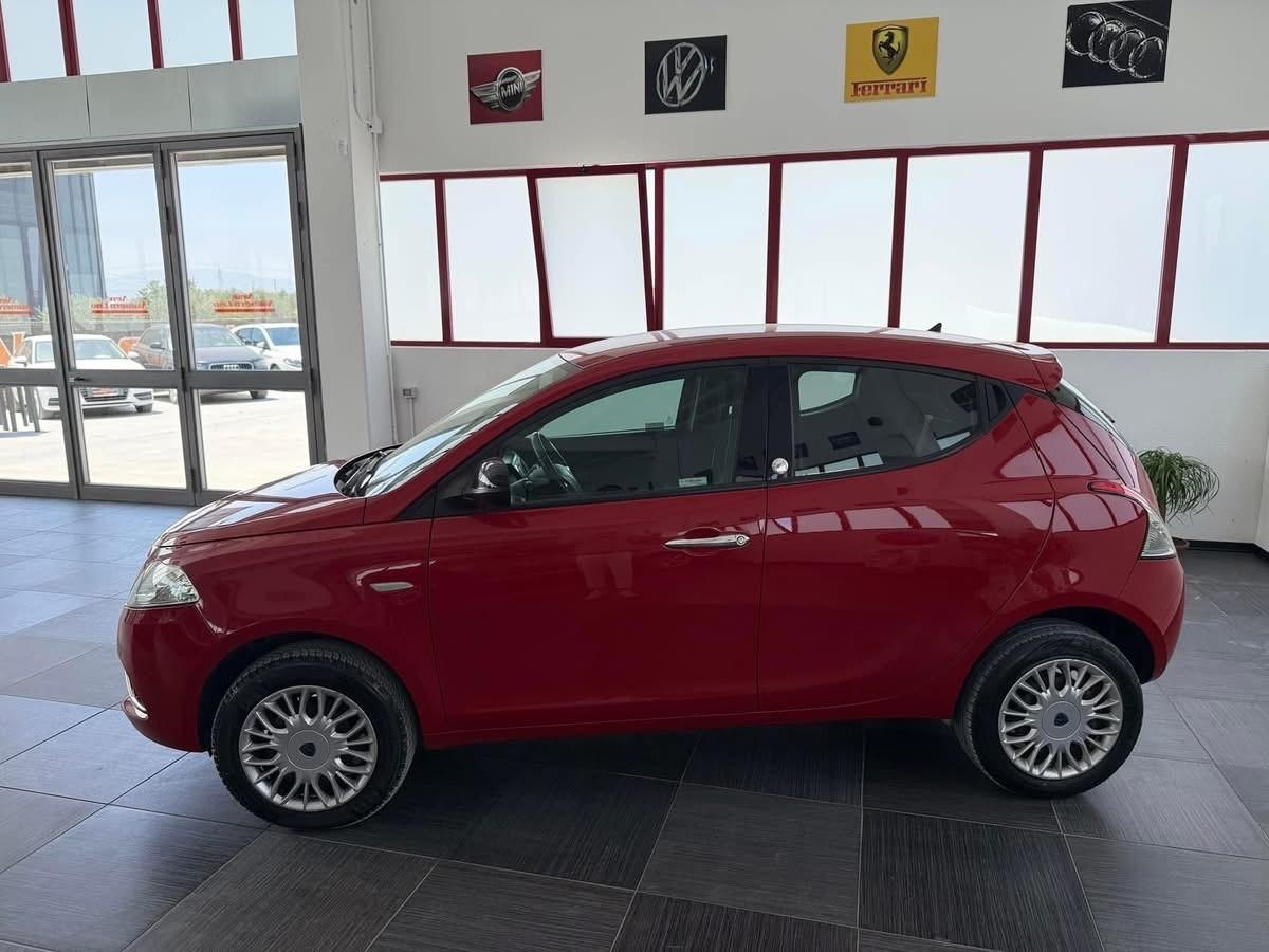 Lancia Ypsilon 0.9 TwinAir 85cv Metano/Benz 2017 Elefantino