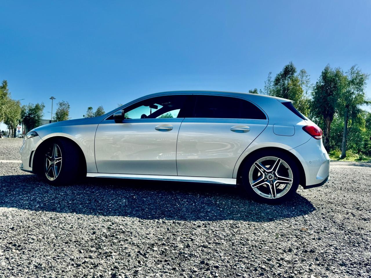 MERCEDES-BENZ A 180 D AUTOMATIC PREMIUM