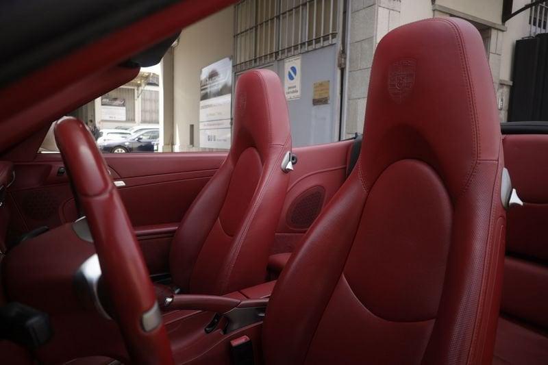 Porsche 911 Porsche 911 911 Cabrio 3.6 Carrera ANNO 2010