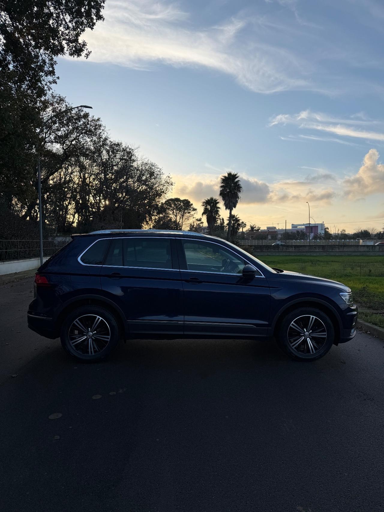 Volkswagen Tiguan 2.0 EXECUTIVE DSG Advanced BlueMotion Technology