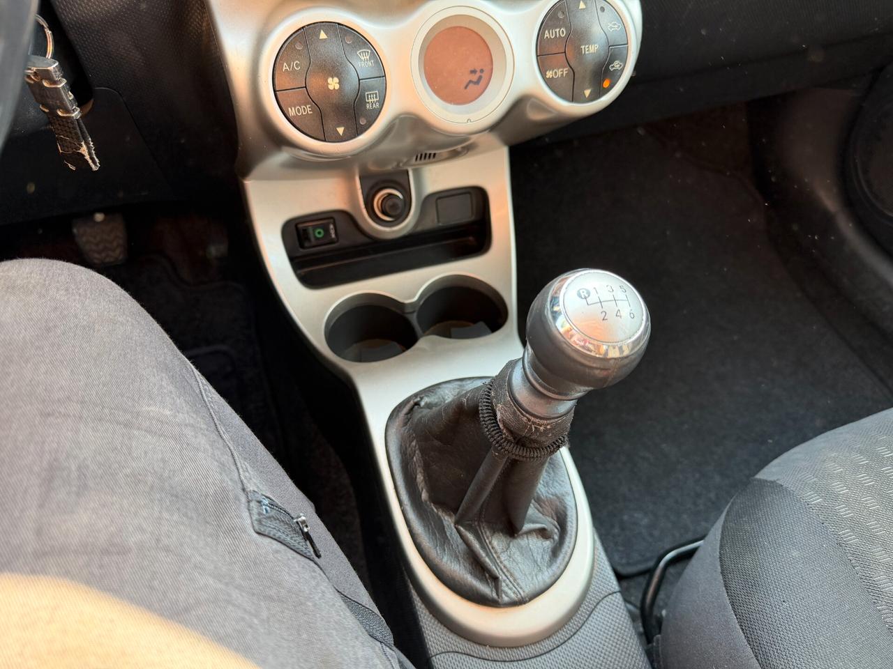 TOYOTA URBAN CRUISER 4x4 2009 1.4 DIESEL 90 CV