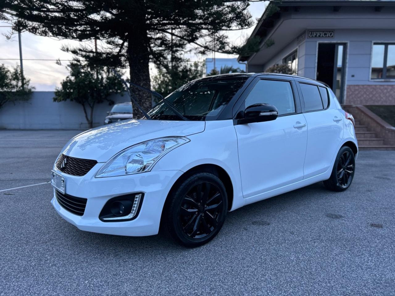 Suzuki Swift Unique B-Color Tetto Apribile