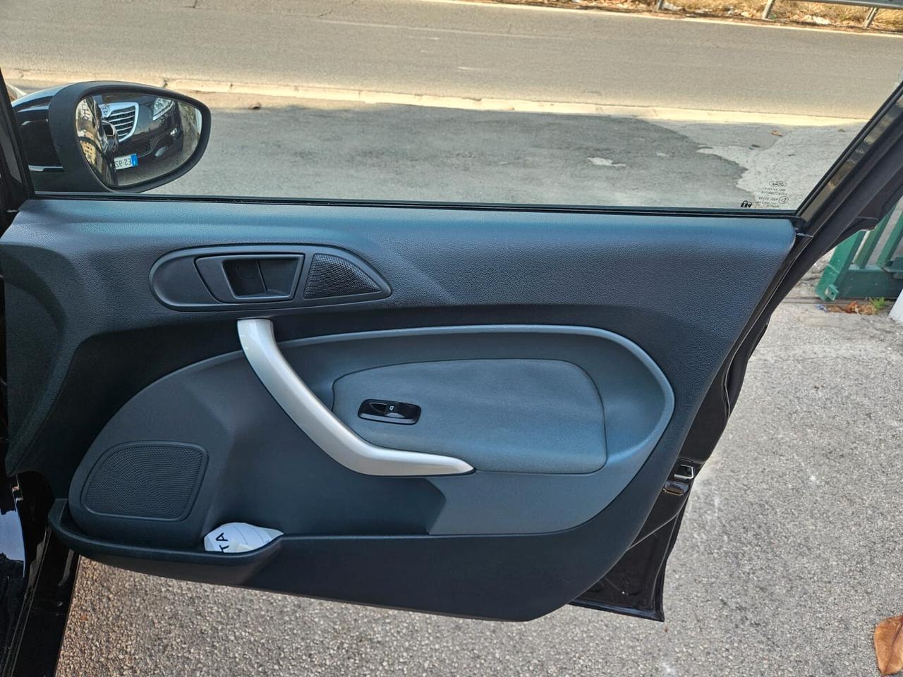 Ford Fiesta 1.2 Titanium 2010