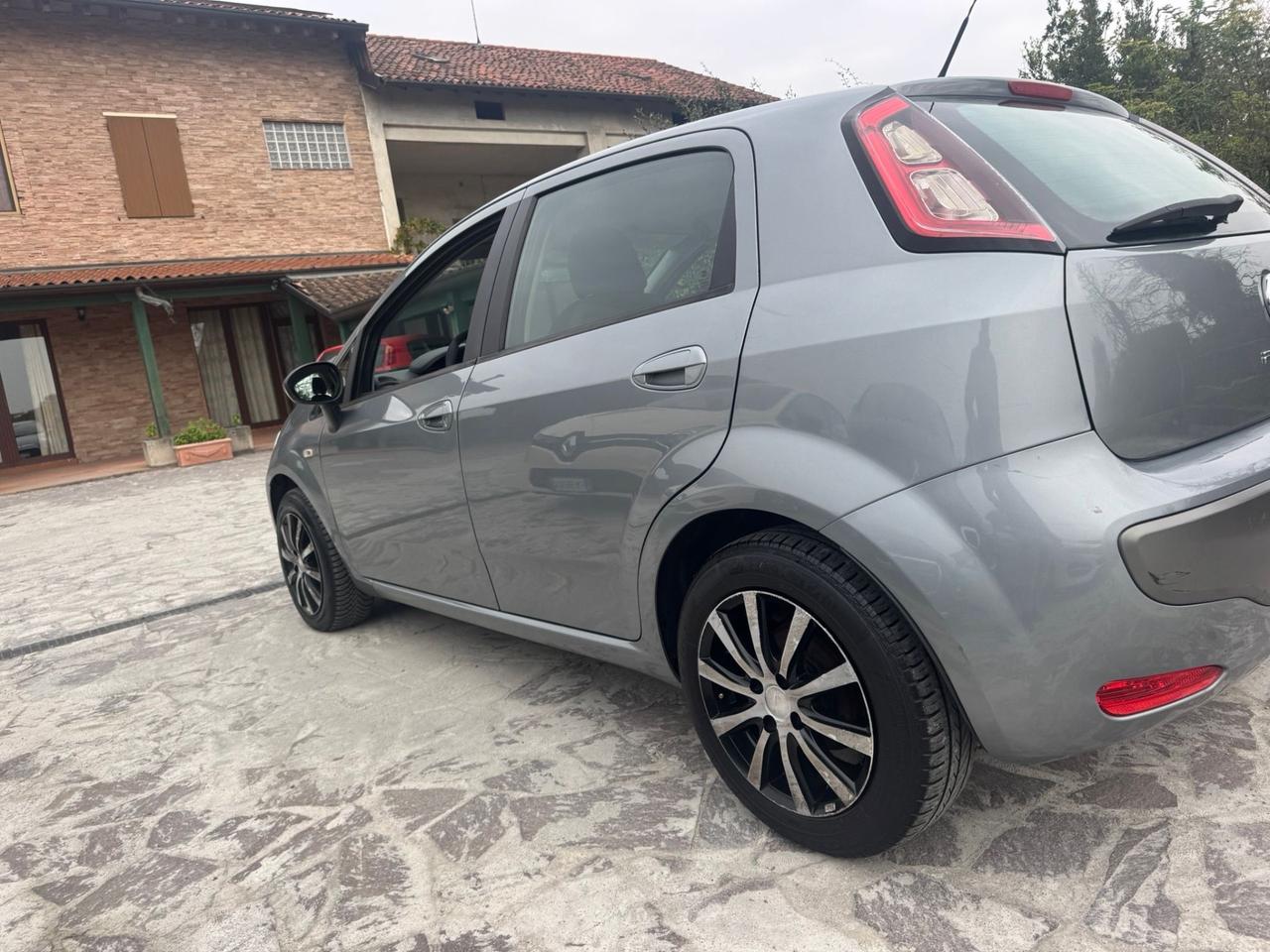 Fiat Punto Evo 1.2 5 porte S&S Dynamic neopatentati