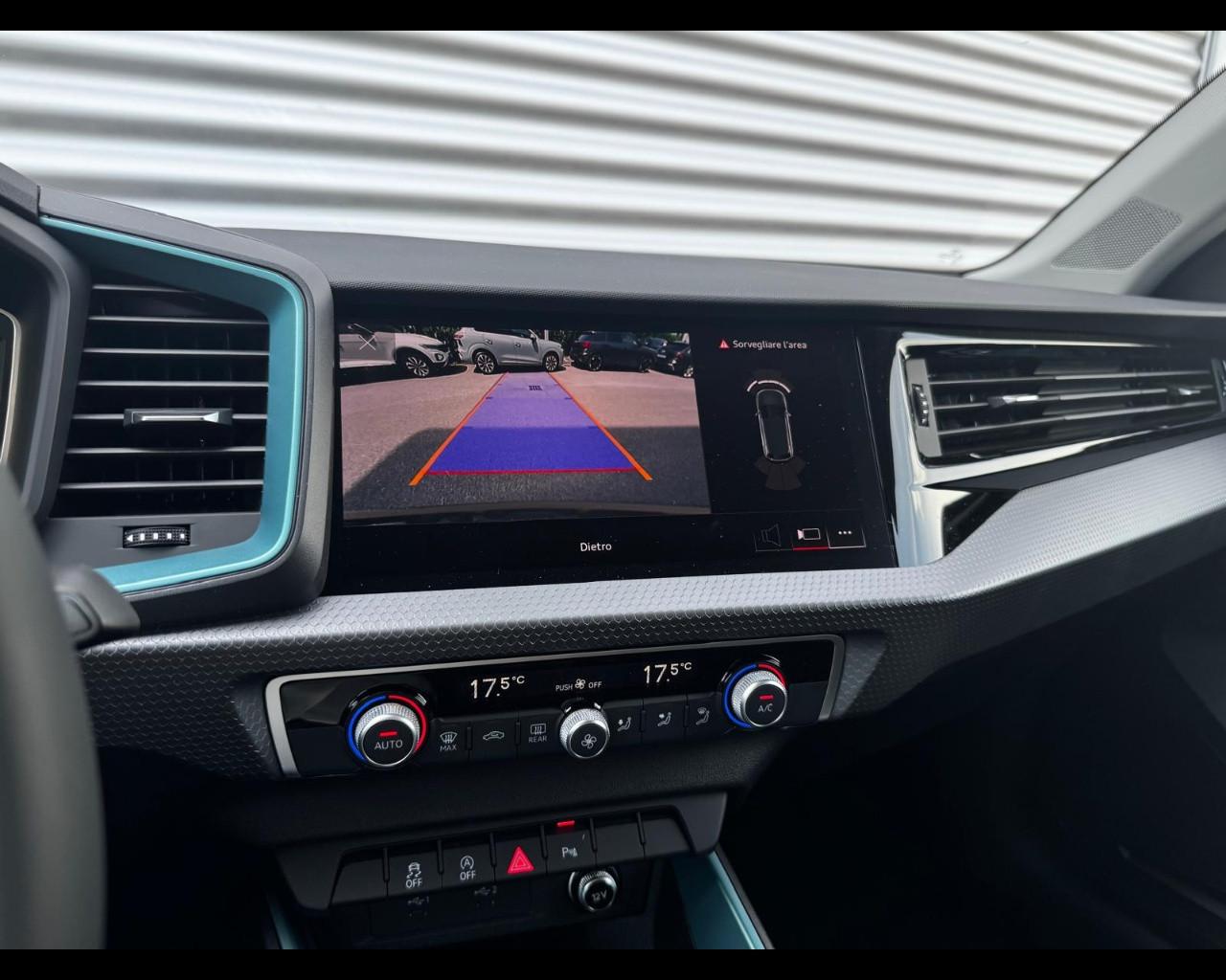 AUDI A1 ALLSTREET 35 TFSI S-TRONIC IDENTITY CONTRAST