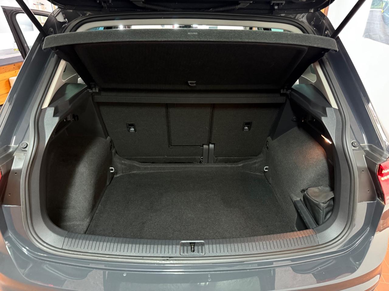 Volkswagen Tiguan 1.6 TDI SCR Sport BlueMotion Technology