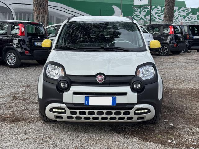 FIAT New Panda PANDINA CROSS HYBRID 1.0cc 70cv
