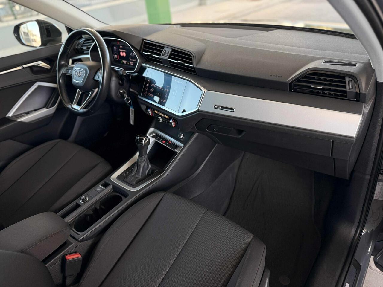 Audi Q3 35 TDI S tronic