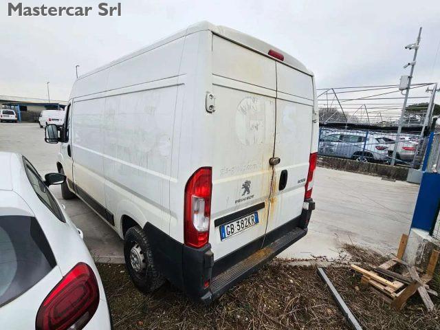 PEUGEOT Boxer 330 L2H2 2.2 BlueHDi 140cv - GB382KR