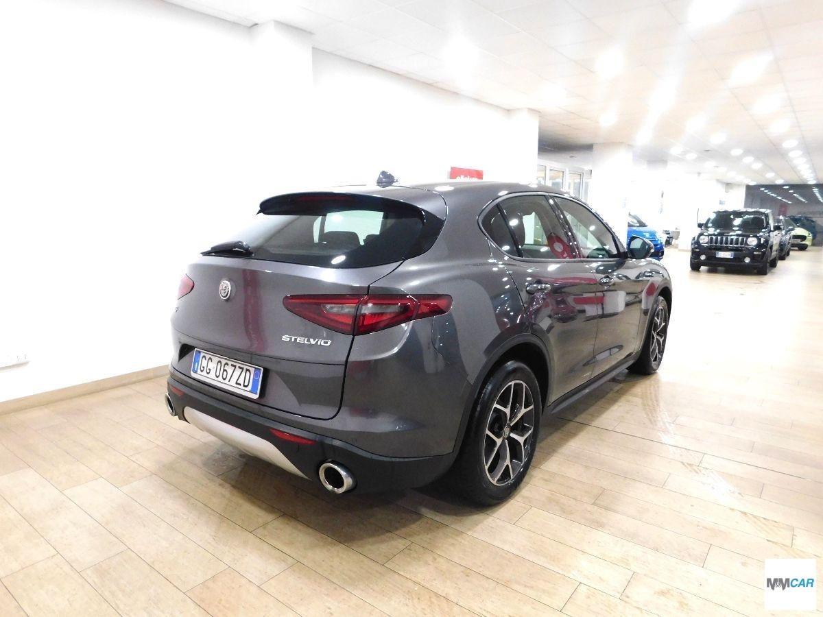 ALFA ROMEO - Stelvio - 2.2 T.diesel 190 CV AT8 Q4 Exec.