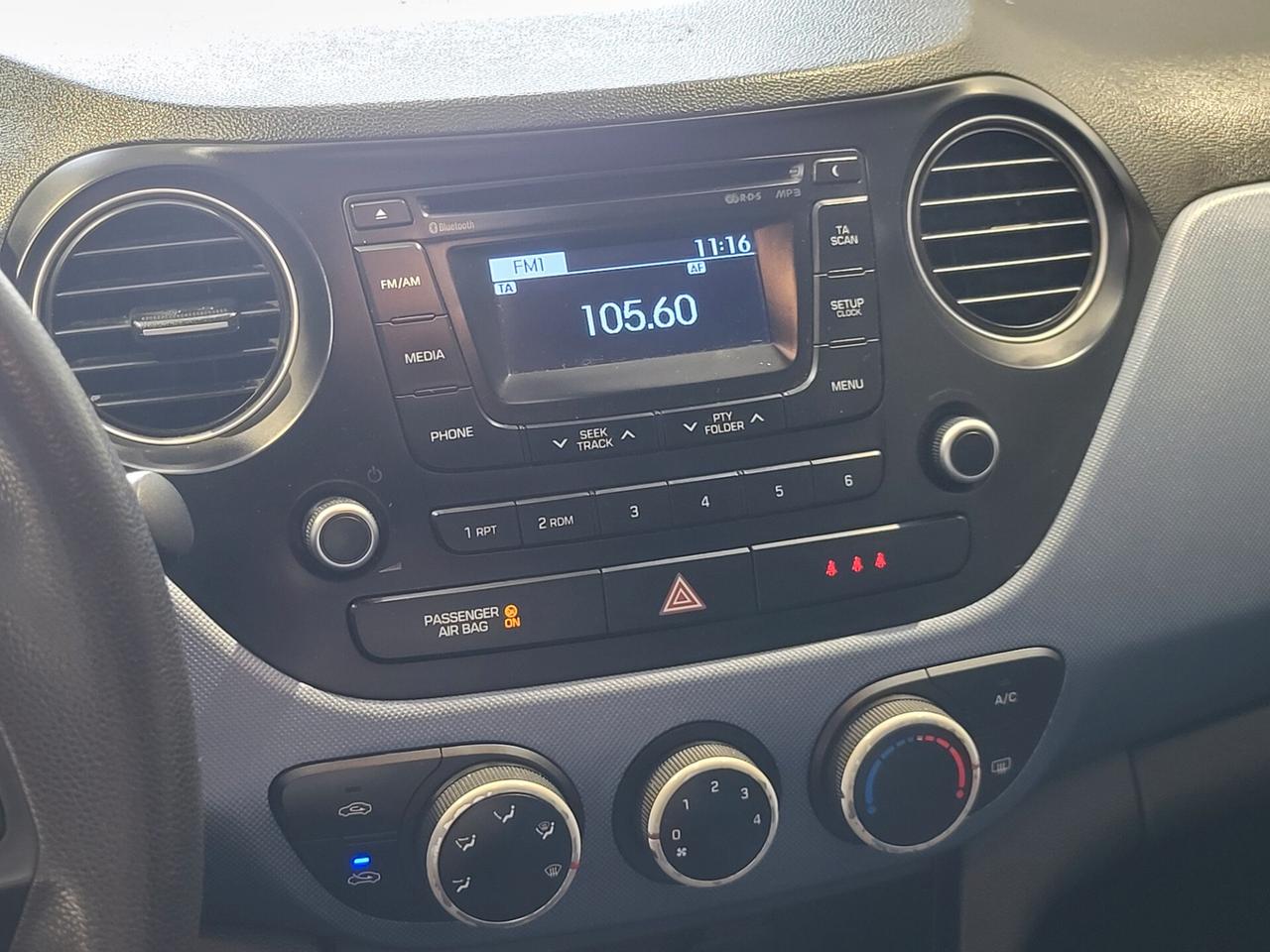 Hyundai i10 - 2014 1.0 MPI Comfort