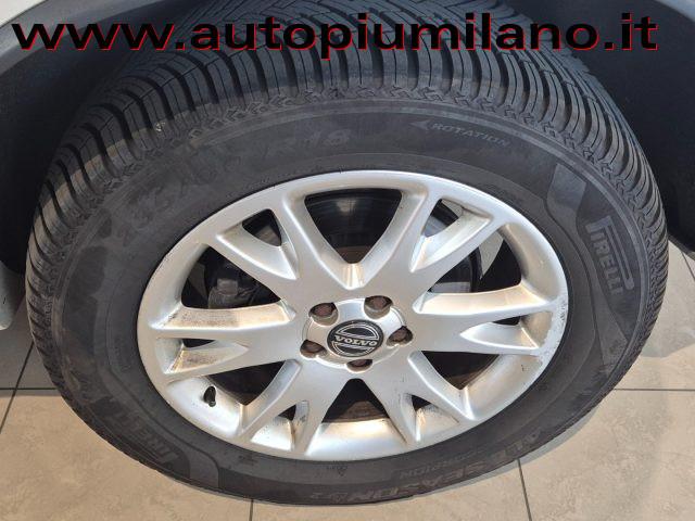VOLVO XC90 D5 AWD Geartronic Momentum