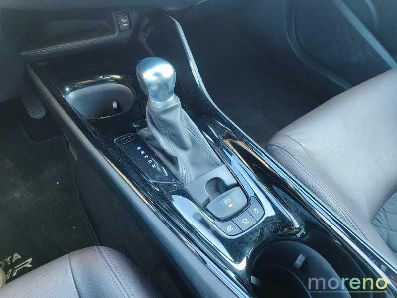 Toyota C-HR 1.8 Hybrid Lounge ECVT 2WD