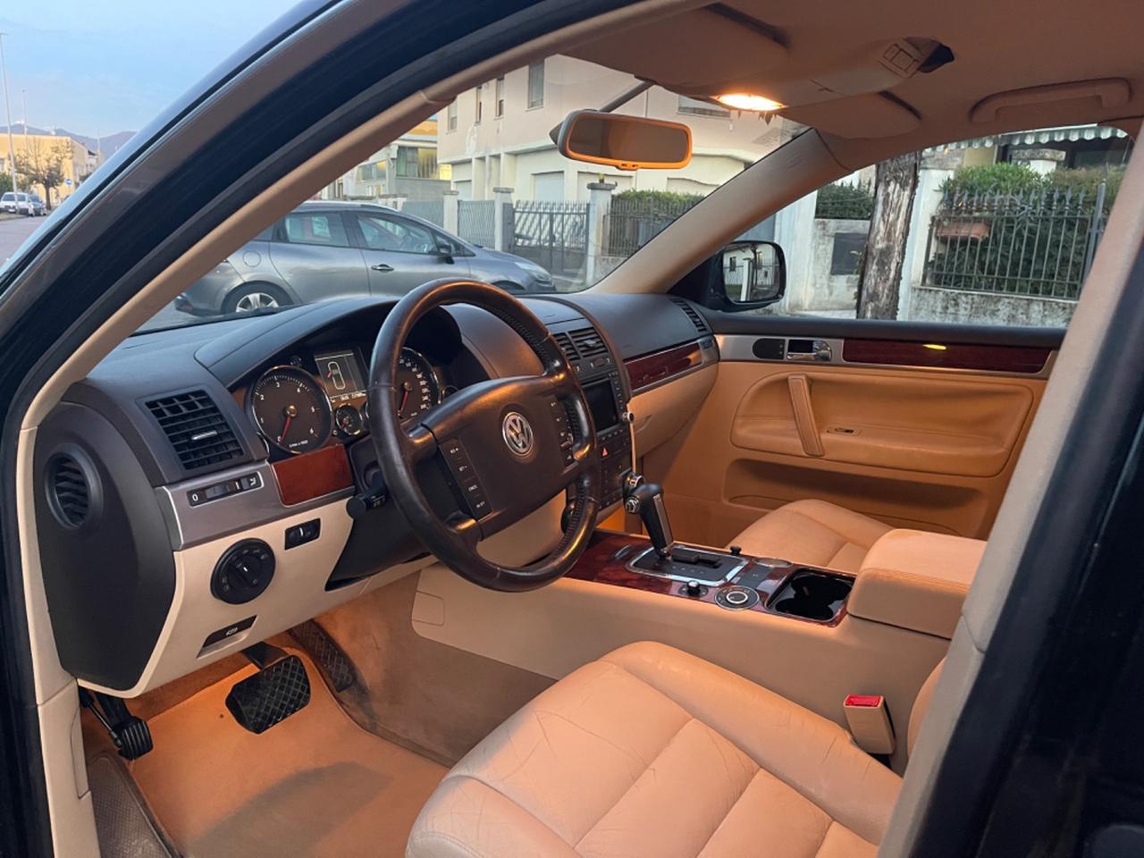 Volkswagen Touareg 3.0/224CV V6 TDI DPF Exclusive