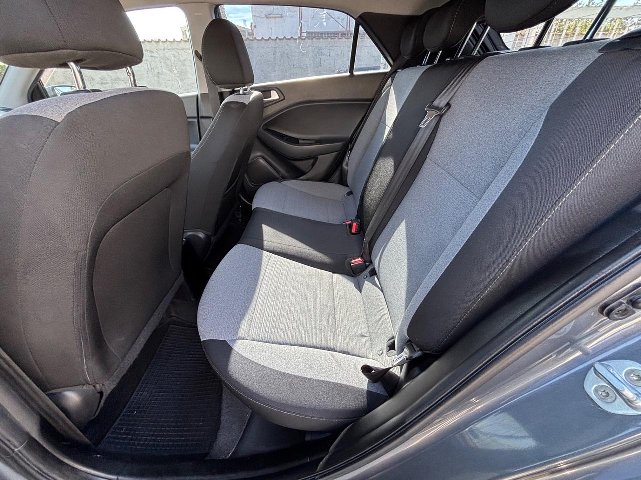 HYUNDAI I 20 1.1 CRDI FULL PERFETTA