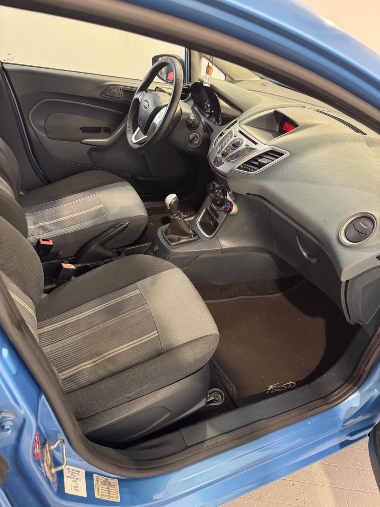 Ford Fiesta 1.4 5 porte Bz.- GPL Titanium